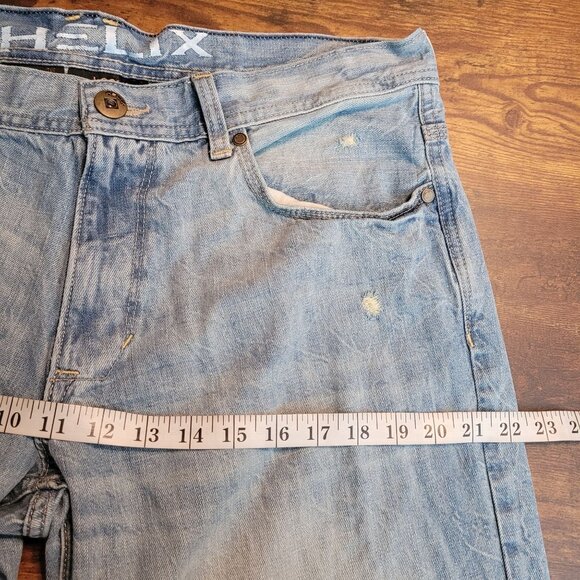 Helix Jeans Mens 34x32 Loose Straight N56 Ripped Medium Light Wash Cotton Denim - Picture 7 of 10